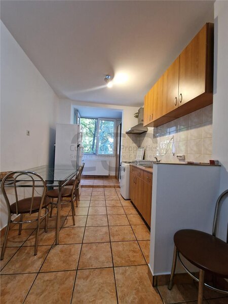 Doamna Ghica, Colentina, apartament 3 camere, etaj 3/10, decomandat, reabilitat